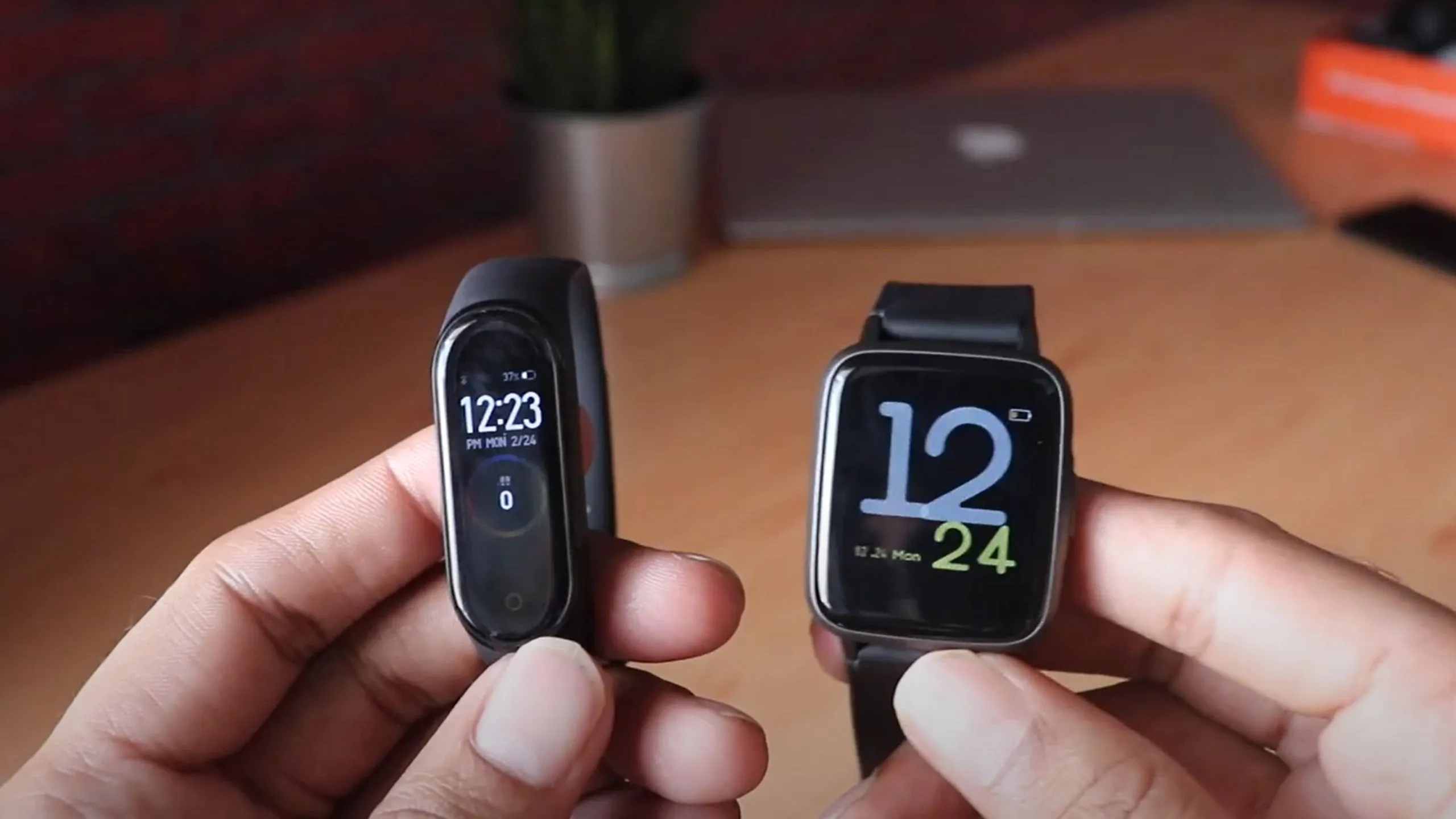 Smartwatch vs Fitness Band: Which One Fits Your Lifestyle Better?